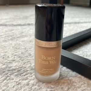 Too Faced Born This Way Foundation